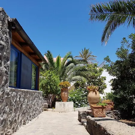 Casa Del Nespolo Holiday home