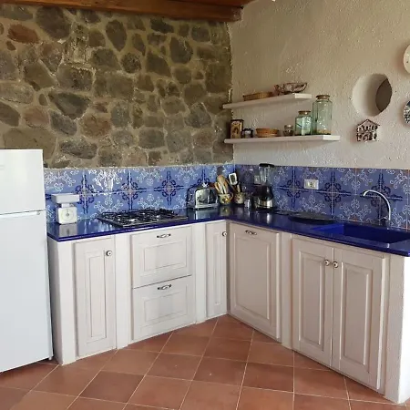 Casa Del Nespolo Holiday home Santa Marina Salina