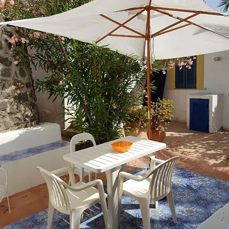 Casa Del Nespolo Holiday home *